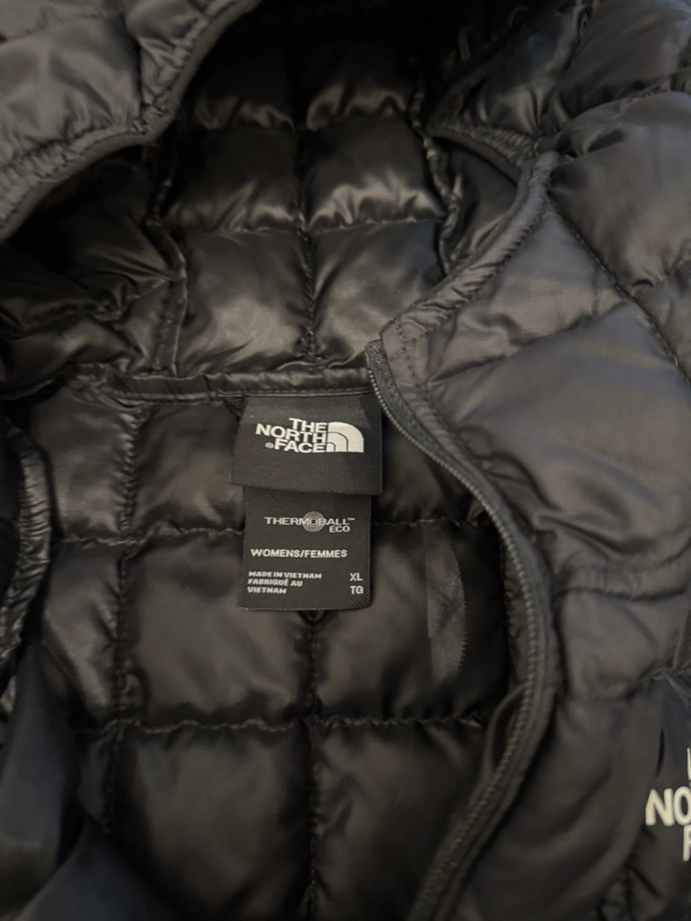 North Face Women’s thermoball eco jacket - Picture 5 of 5